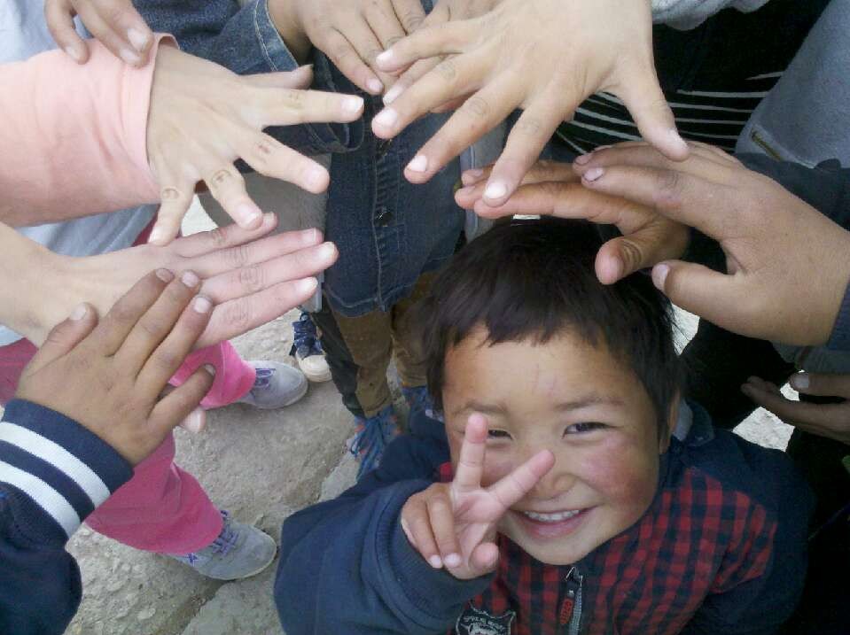 ��ӿƼ���W(xu��)���t�ġ�֧���(du��)���(du��)�T���˴Ό�(sh��)�`�����ຣʡ�ຣ�����Ҵ�Ĺ��W(xu��)У��7��15�����(du��)�T��?y��u)麢�ӂ���ȥ�ˌW(xu��)��(x��)��Ʒ���w����Ʒ�ͽ̌W(xu��)���Y��ϣ�����H��׌����ͯ���õ�����͌W(xu��)��(x��)��߀��׌���ӂ��˽����������Ϣ���������ܵ������P(gu��n)�ġ��D�麢�ӂ��挦�(du��)�T���R�^ϲЦ��_��