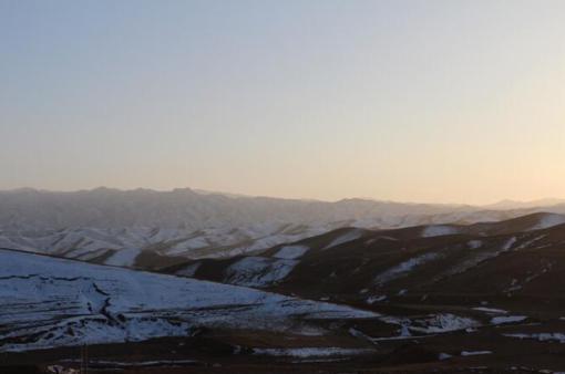 11����Ѯ�Ĵ���ɽ�ѱ��}�}��ѩ���w������� �z��