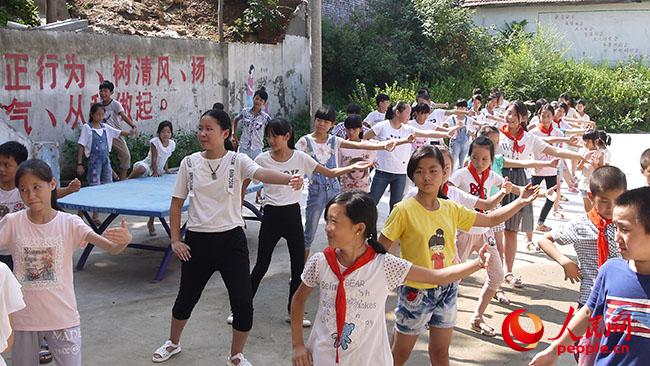 ���ϿƼ���W(xu��)��һ��һ·���x��(w��)֧���c����(zh��n)��ؚ�{(di��o)�Ќ�(sh��)�`�F(tu��n)���������(y��ng)�h��¹ɽ�(zh��n)�u�ŸG���_(k��i)չ�x��(w��)֧�̺ͷ�ؚ�{(di��o)�����D��־Ը�߽̺��ӂ�̫�Oȭ�����F(tu��n)�(du��)�ṩ��