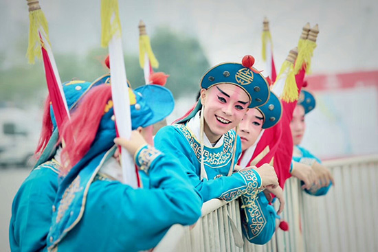 �F(xi��n)���݆T��   ���� �z