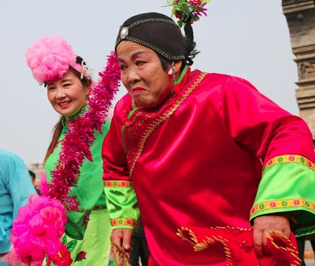 �����һ�����՝}�Ͽh�e�����S����ʵĽ��^�Ļ����(d��ng)�����y(t��ng)���׶��˶��������Ⱥ���[�´��� ���ո�ꖾW(w��ng)�ѡ��}��֮�ӡ� �z