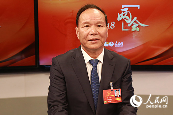 ȫ���˴�������������΅^(q��)�hί����ӛ�����΅^(q��)��ϯ�R����������W(w��ng)ӛ�� ���� �z��